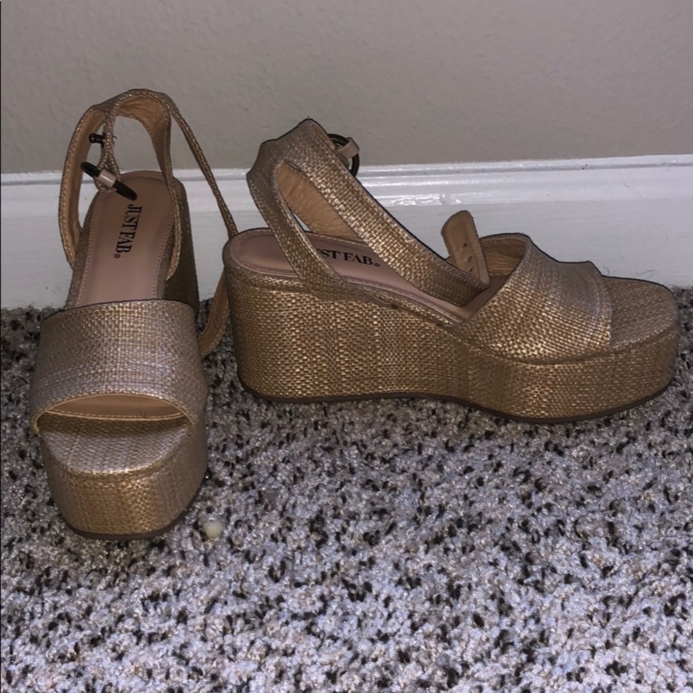 Wedge sandals